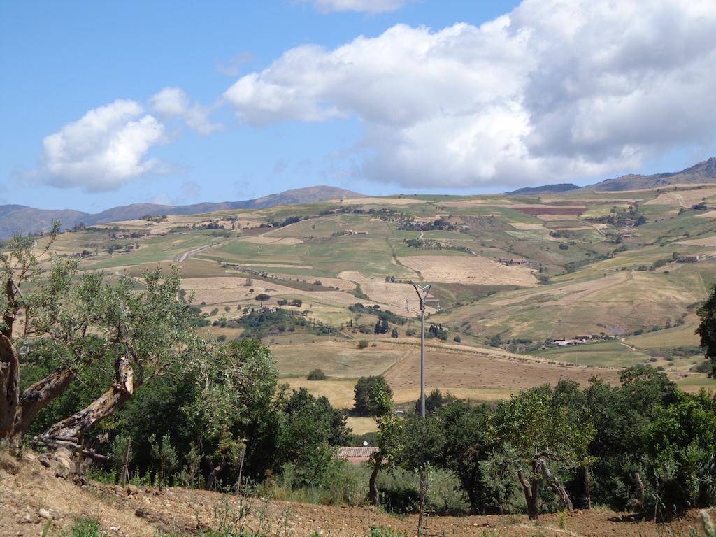 Agriturismo San Pietro Gangi Exterior photo